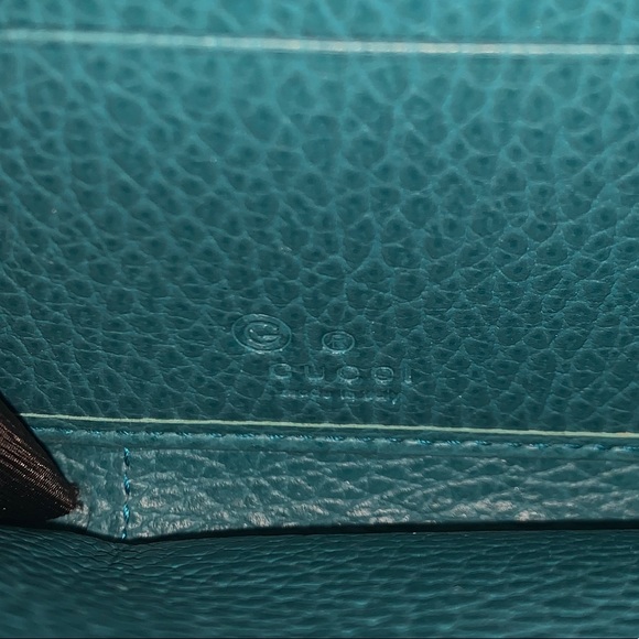 GUCCI ZIP AROUND WALLET - Picture 6 of 7